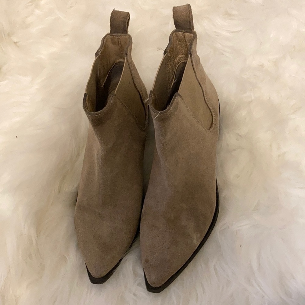 Sey collection suede boots